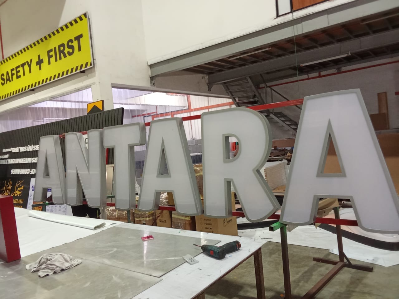 ANTARA aluminium box-up 3D letters before lighting up production factory