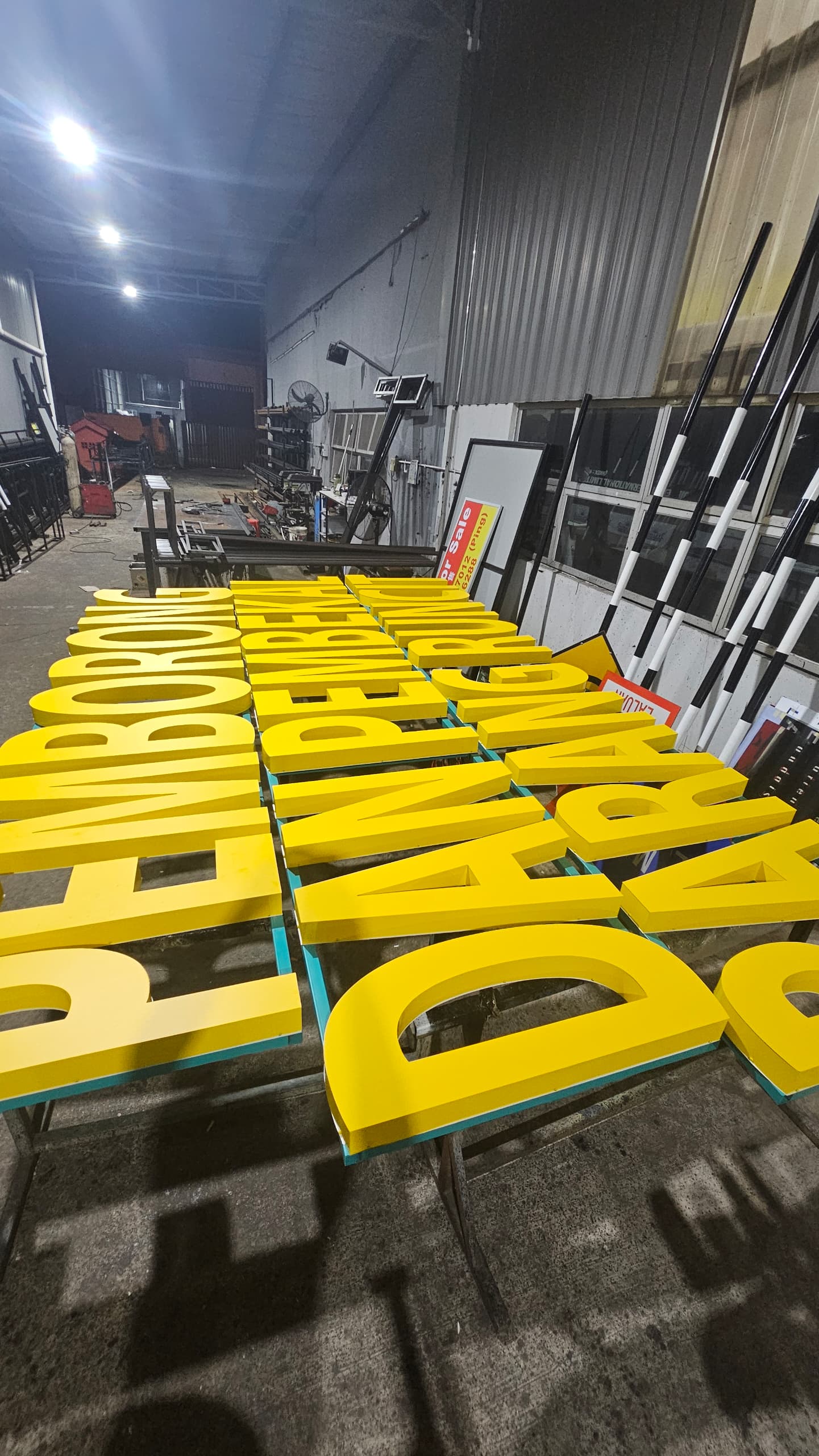 Hwa Thai Supermart main signboard yellow aluminium box-up letters production A&T factory