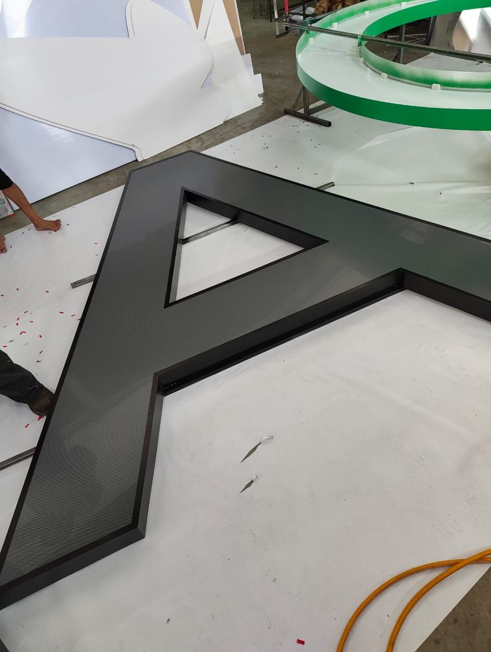 DayOne main signboard aluminium box-up letters production factory A&T Ulu Tiram