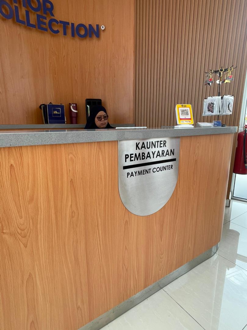 Kaunter Pembayaran Payment Counter stainless steel etched panel Kampung Sungai Melayu JB